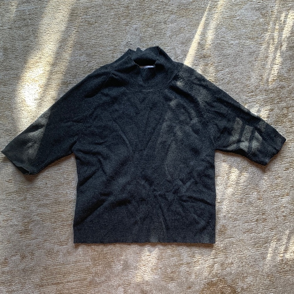 Greg high neck quarter length shirt